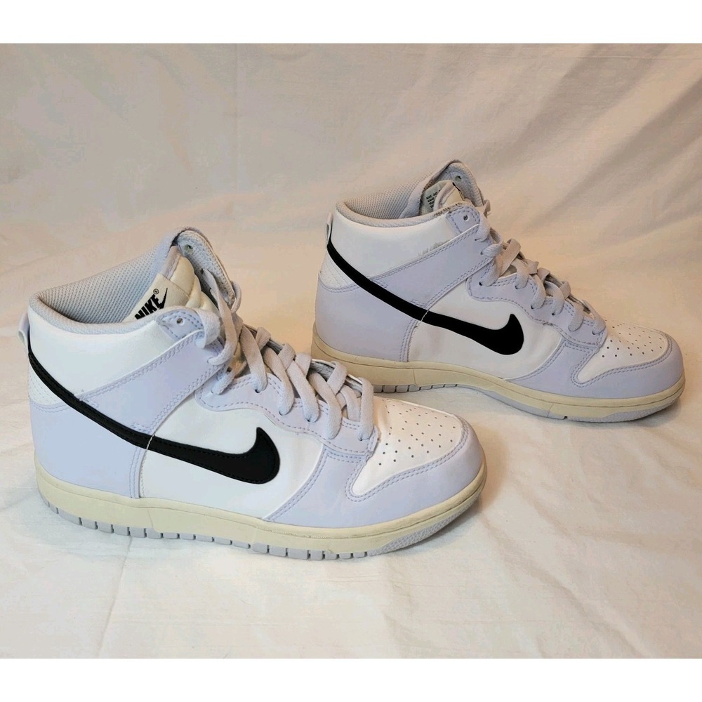 Nike Dunk High Aluminum  DB2179-110 Size Boys 7Y / Women Size‎ 8.5 Pre-owned